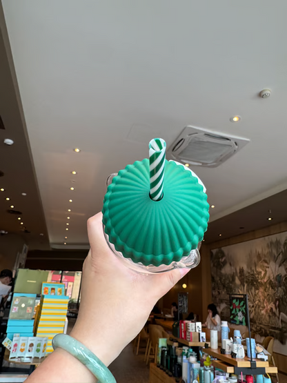 Newyuo™ Starbucks Bear Cup