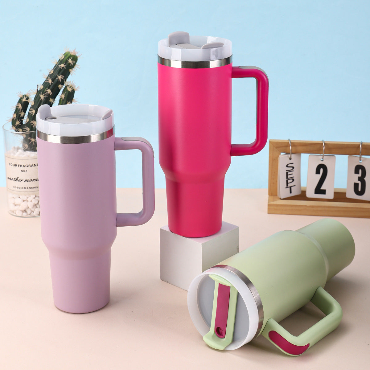 Your New Go-Everywhere Tumbler: 40oz, Leak-Resistant, All-Day Insulation